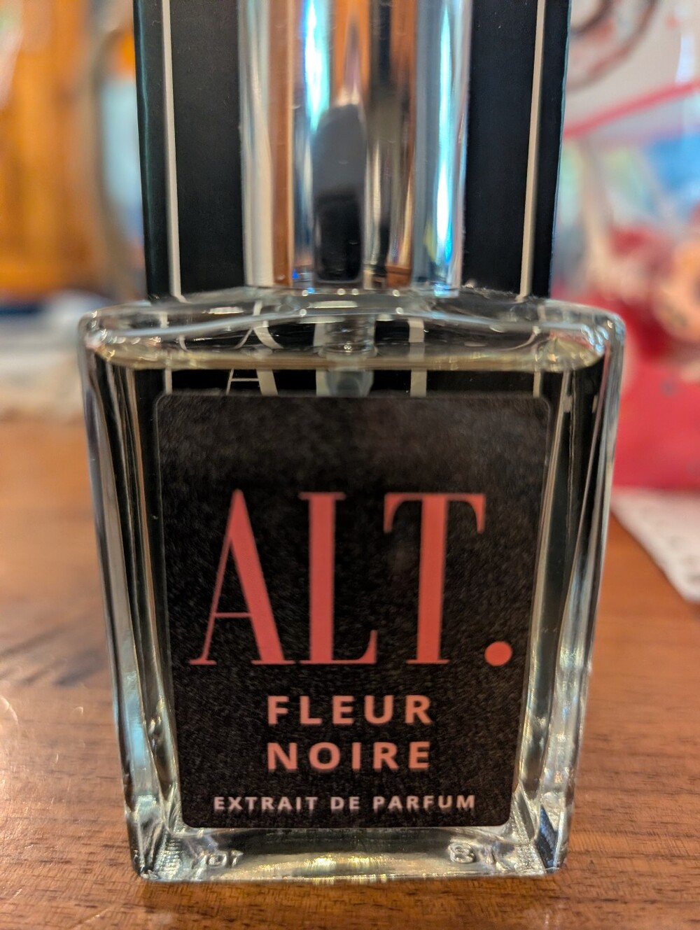 Fleur Noire Extrait de Parfum By ALT Black Opium